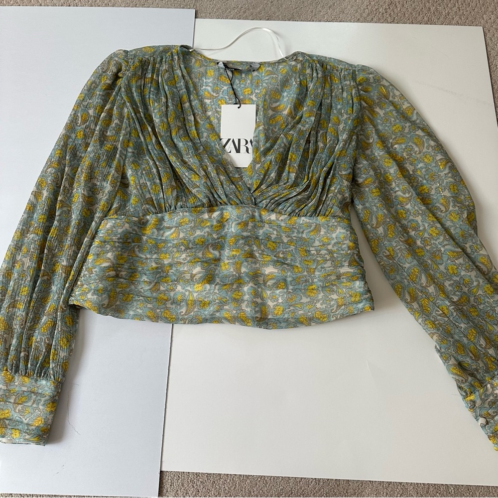 NWT Zara Printed Shirt with Metallic Thread - Picture 3 of 5